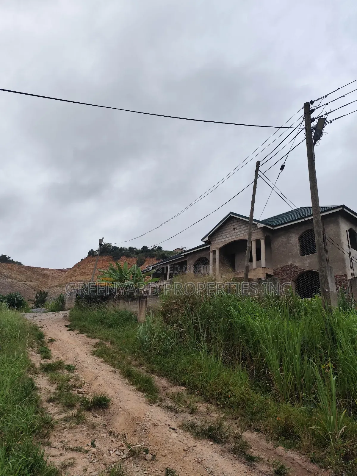 5bdrm House in Kwabenya Hills for sale