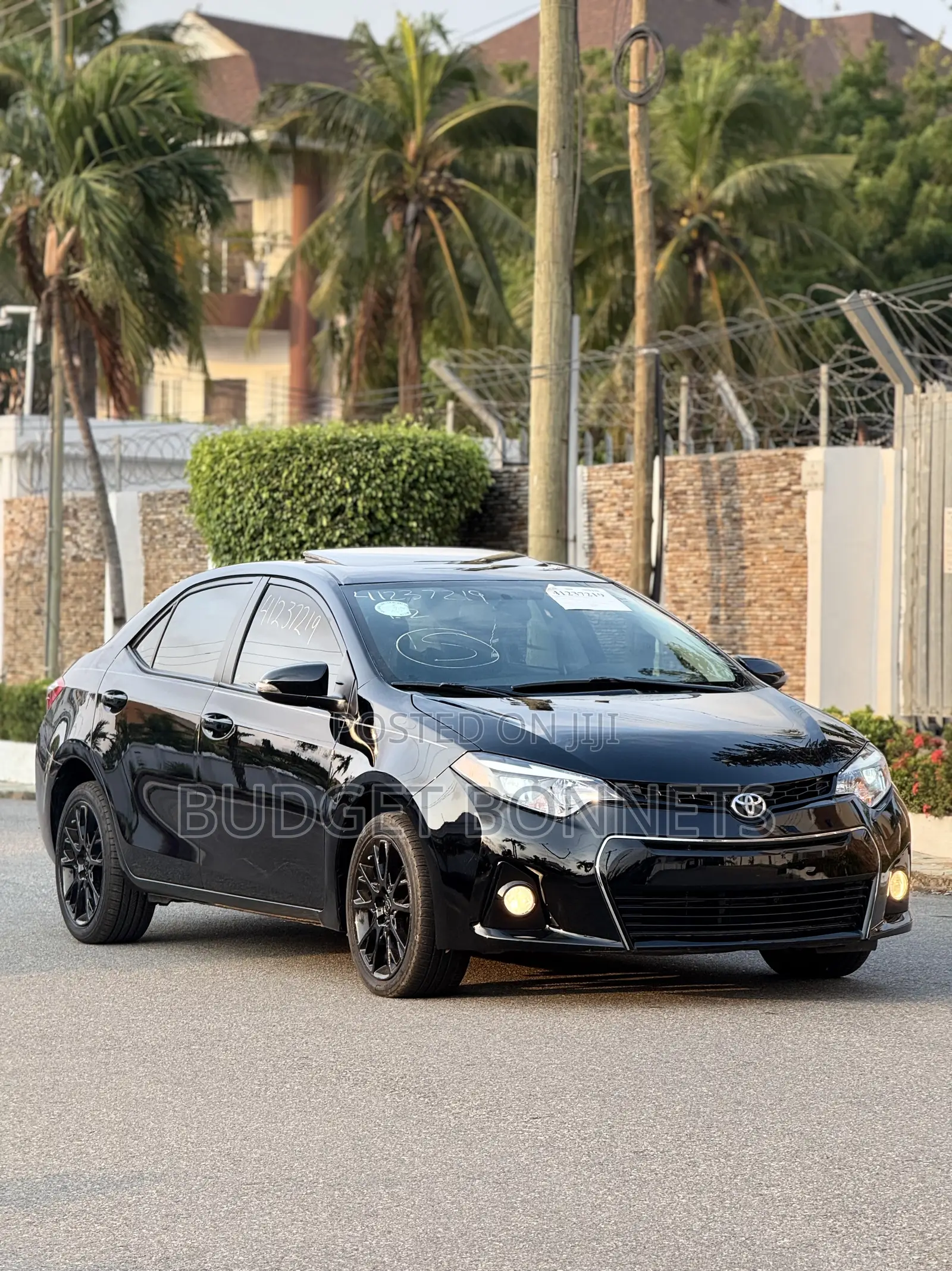 Toyota Corolla S w/Special Edition Pkg (1.8L 4cyl CVT) 2016 Black