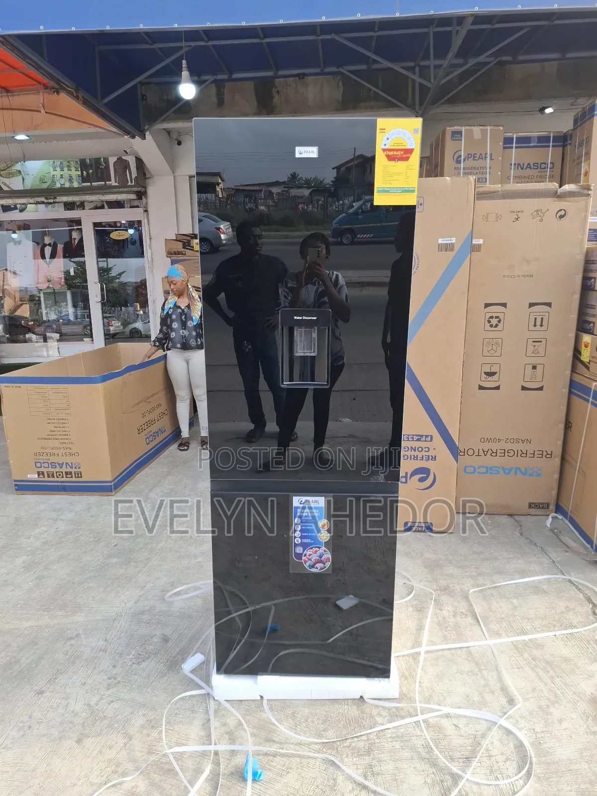 Pearl Baby Cute Bottom Fridge 309 Litres