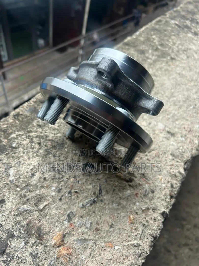 Toyota Hiace 2020 Front Hub Bearing
