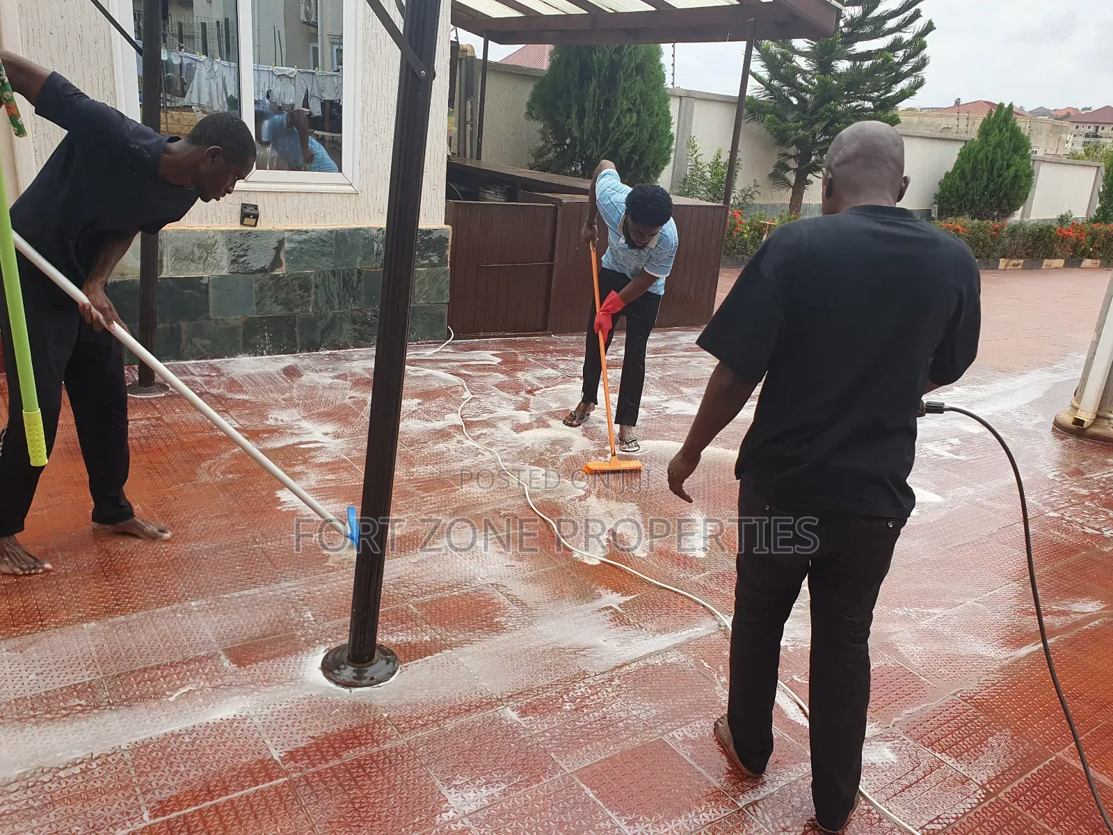 Power Wash Cleaning With Cleantex