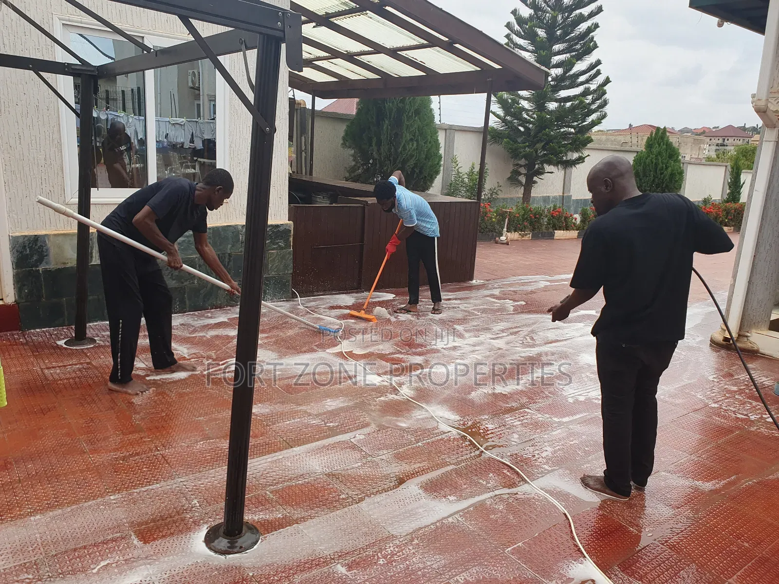 Power Wash Cleaning With Cleantex