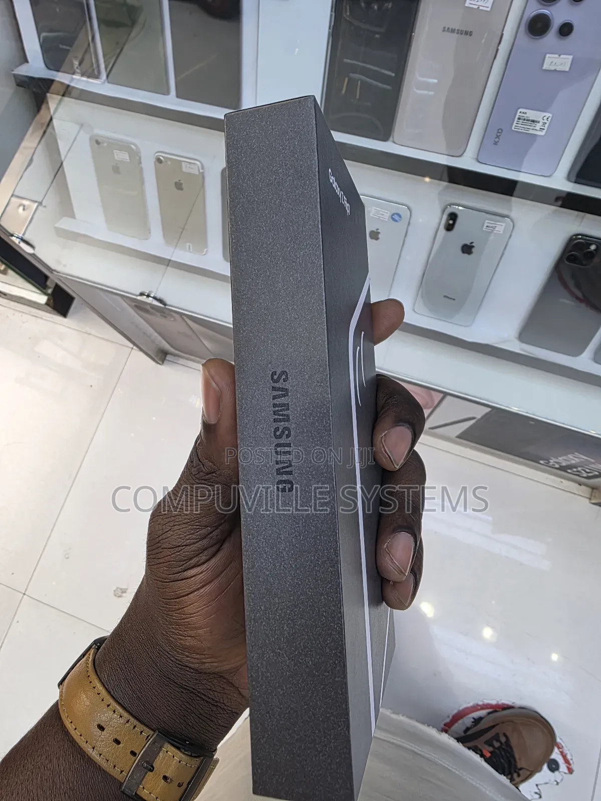 New Samsung Galaxy Z Flip 128 GB Black