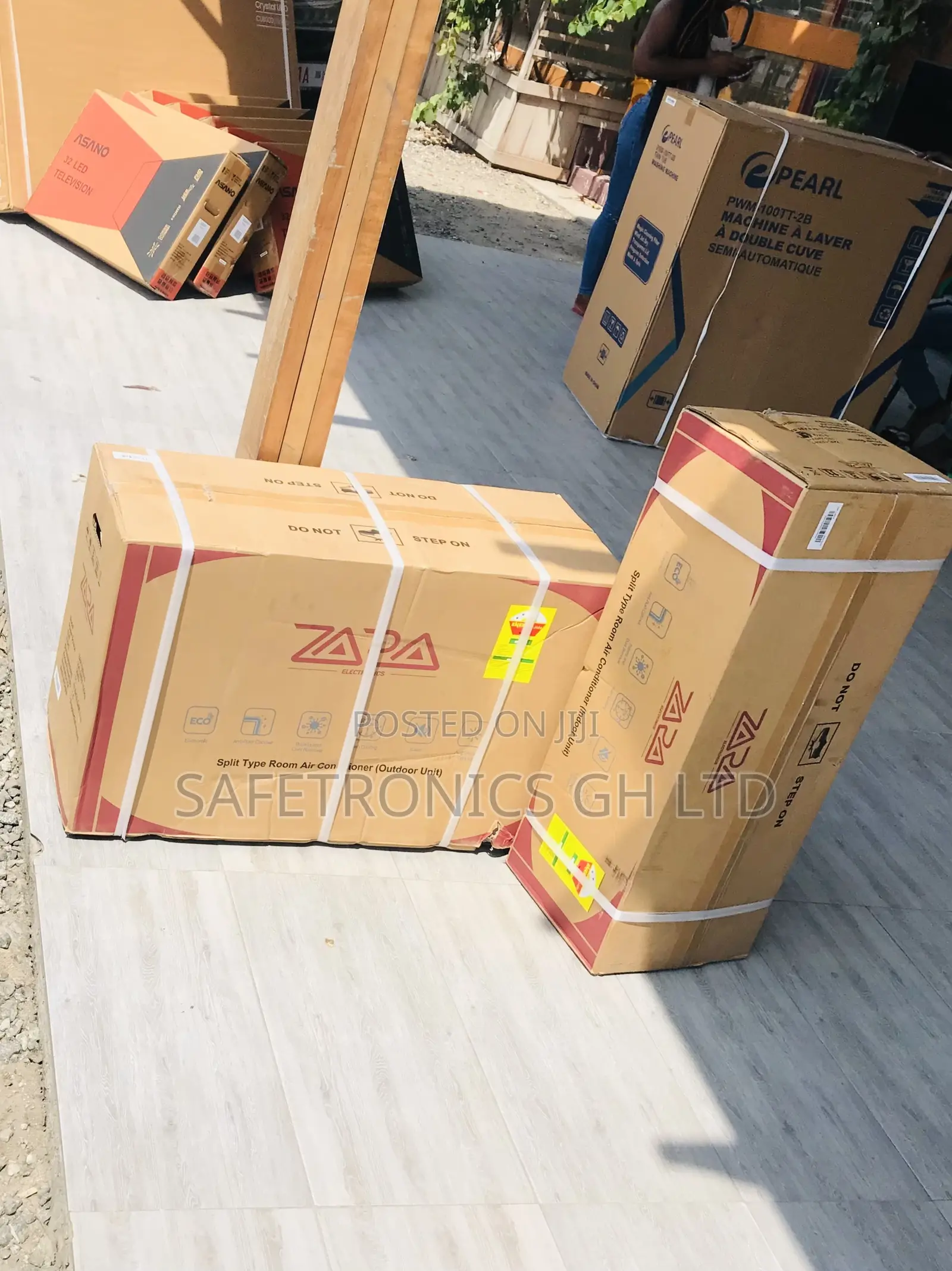 Try Massive Split White Zara 1.5 Horsepower Ac
