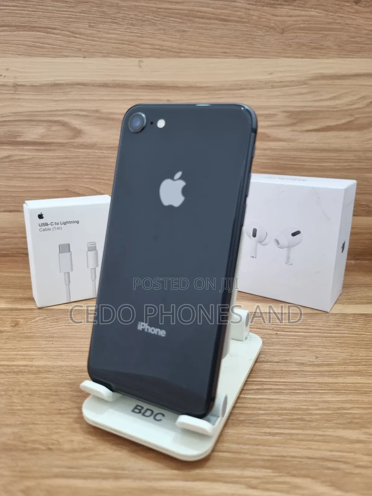 Apple iPhone 8 64 GB Black