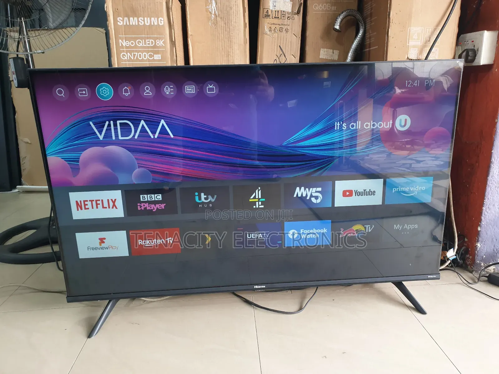 43"Hisense Uhd HDR Edgeless Smart Satellite Tv