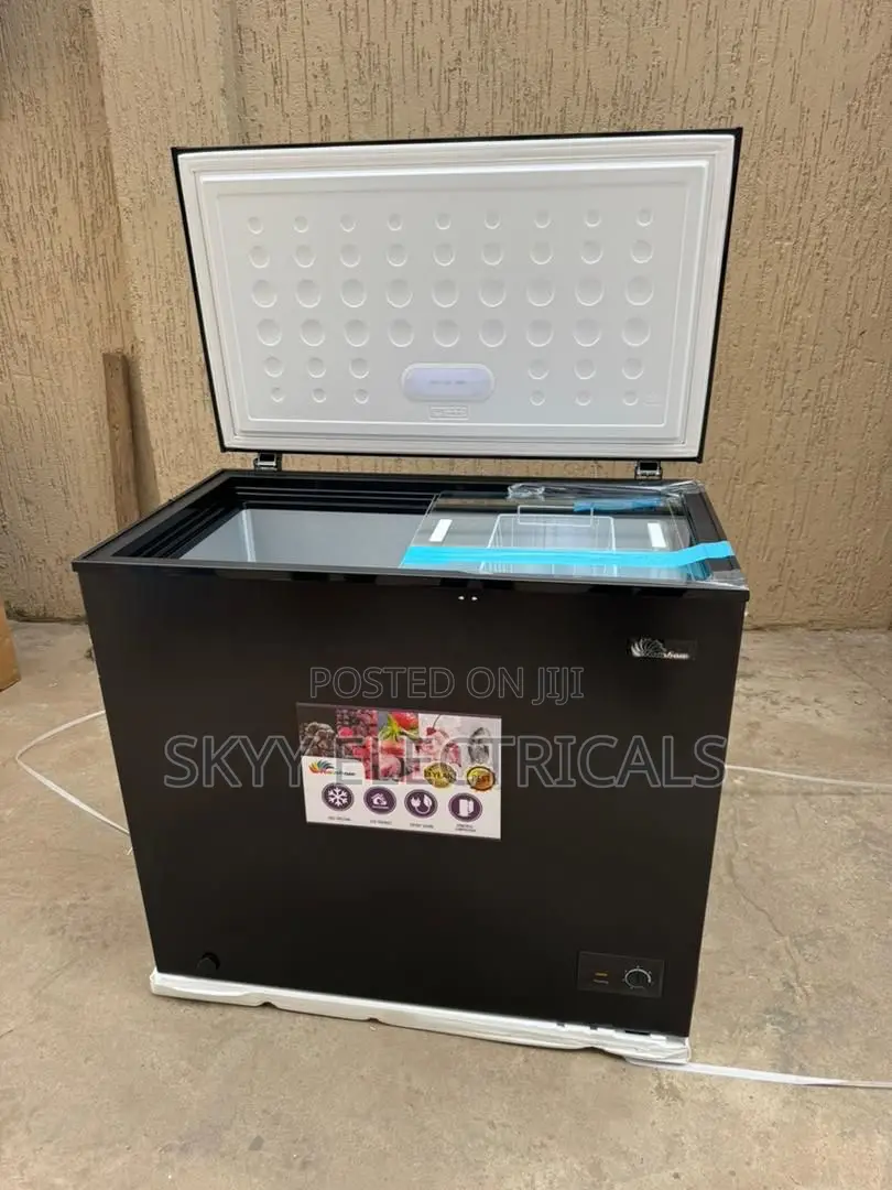 Rainbow 200l Single Door Chest Freezer