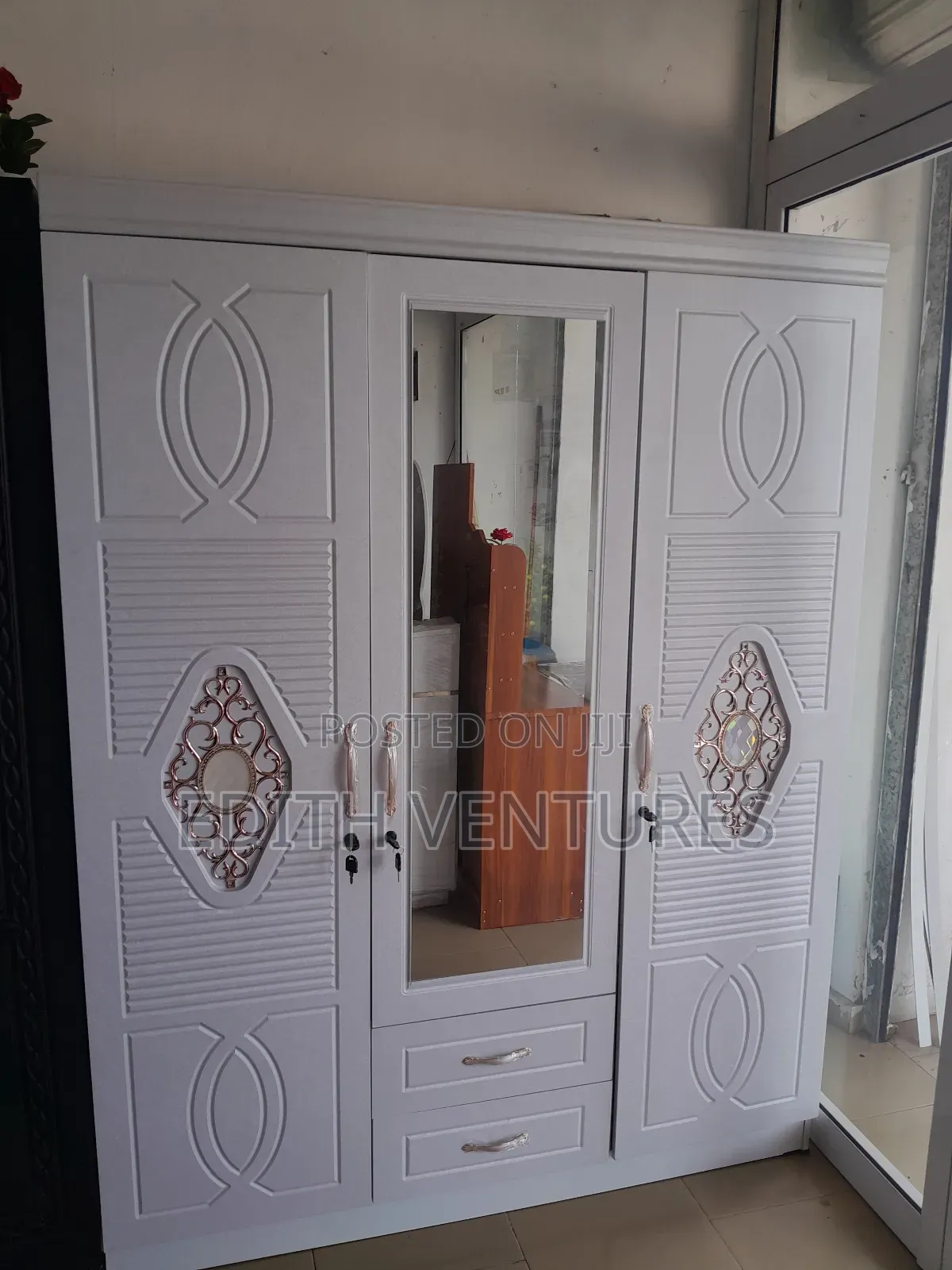Sturdy Wooden Wardrobe White