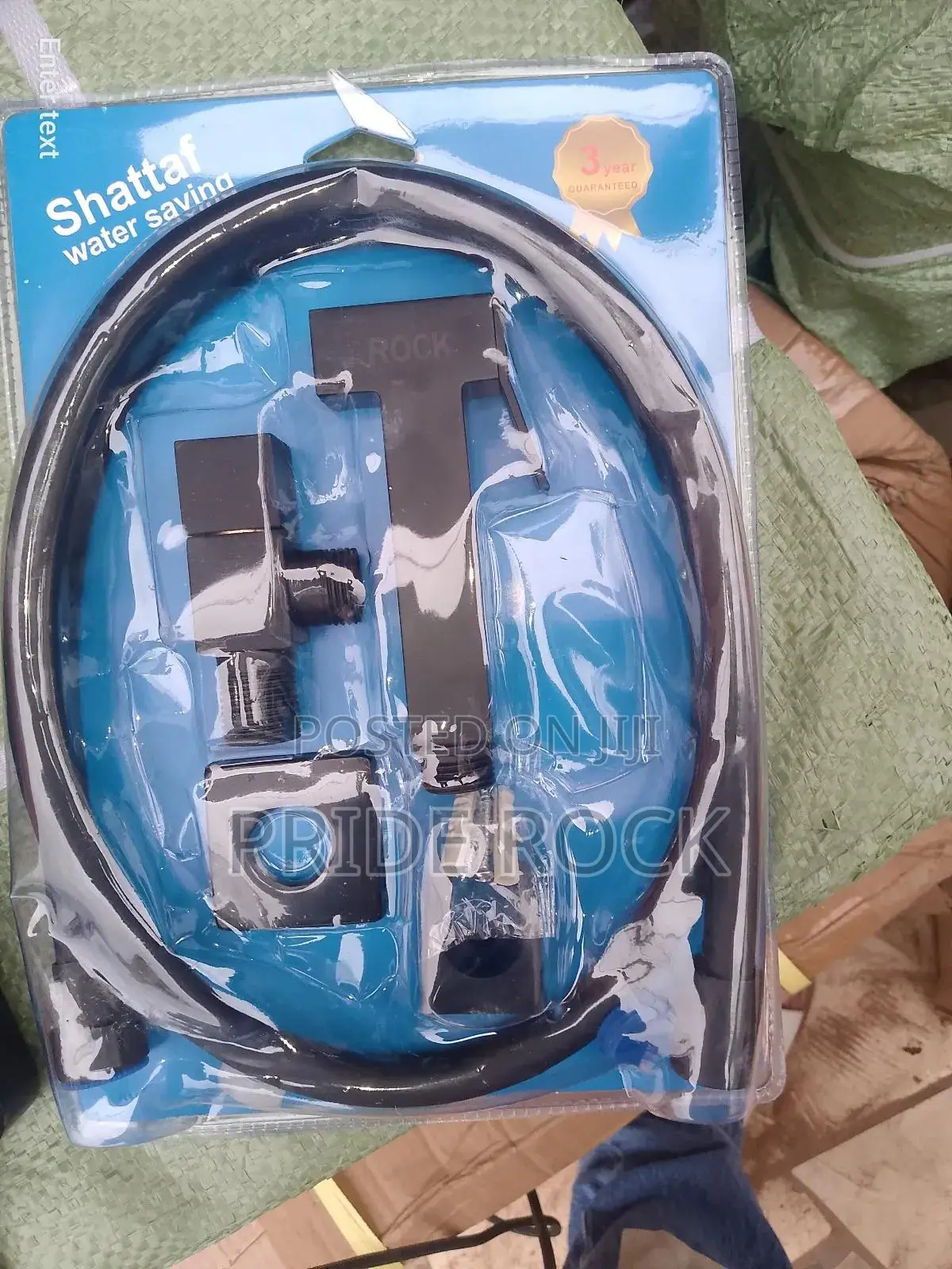 Shattaf Black With Single Angle Valve