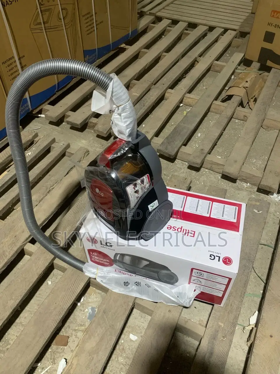 Lg 1.3liters Bagless Vacuum Cleaner