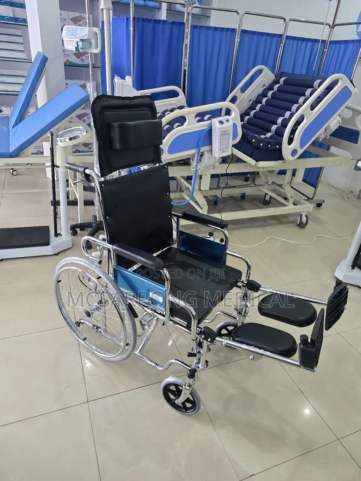 Commode Reclinable Longback Wheelchair