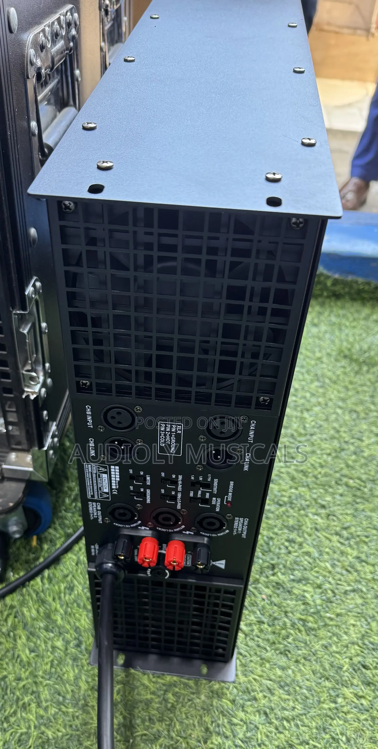 Bass Amplifier/Crest Audio Ca 20-+