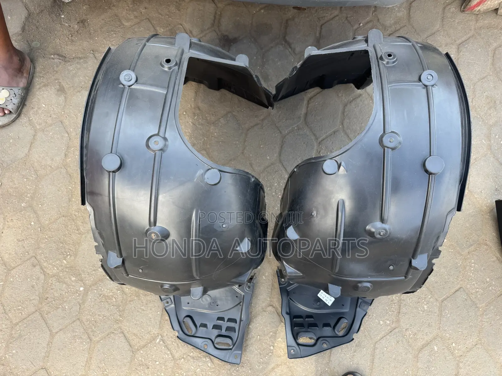 Honda Civic 2016 Fender Linner.