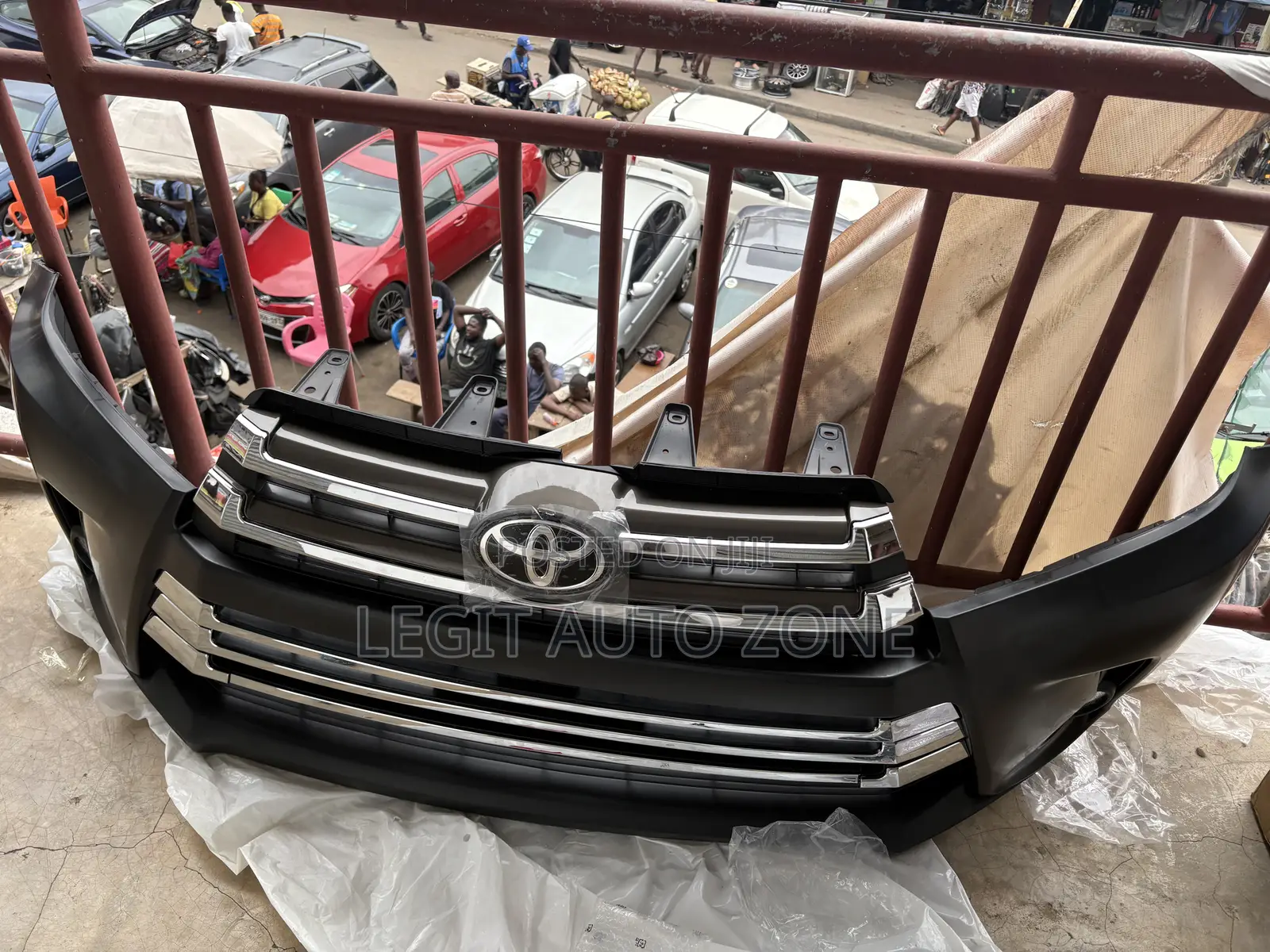 Toyota Highlander 2015,2016,2017,2018 Front Bumper Complete