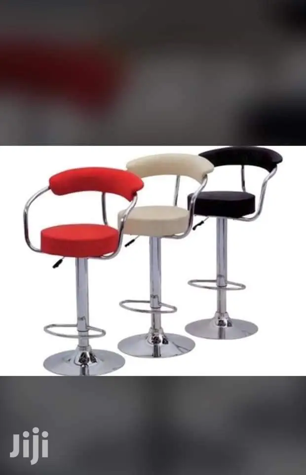 Barber Saloon / Bar Chair/ Studio Chairs