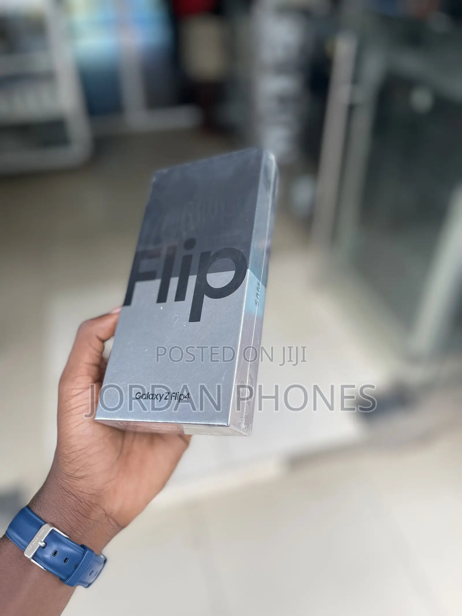New Samsung Galaxy Z Flip4 256 GB Black