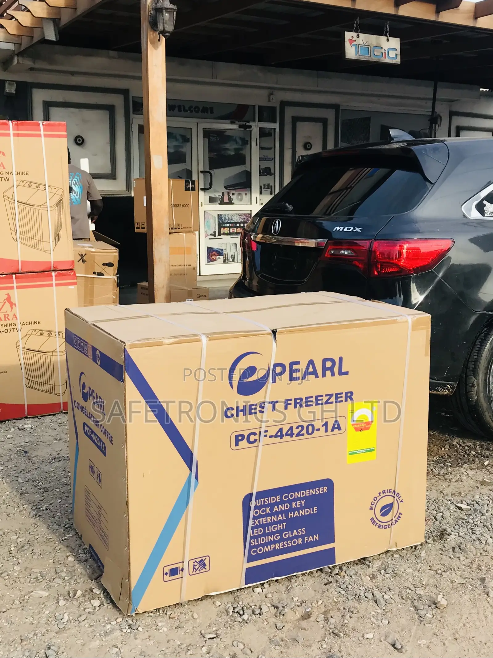 Zealous Dark Grey Pearl Singledoor PCF-4420-1a 250l Freezer