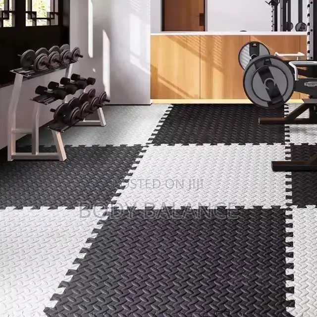 Gym Floor Mat(100by 100 Cm)