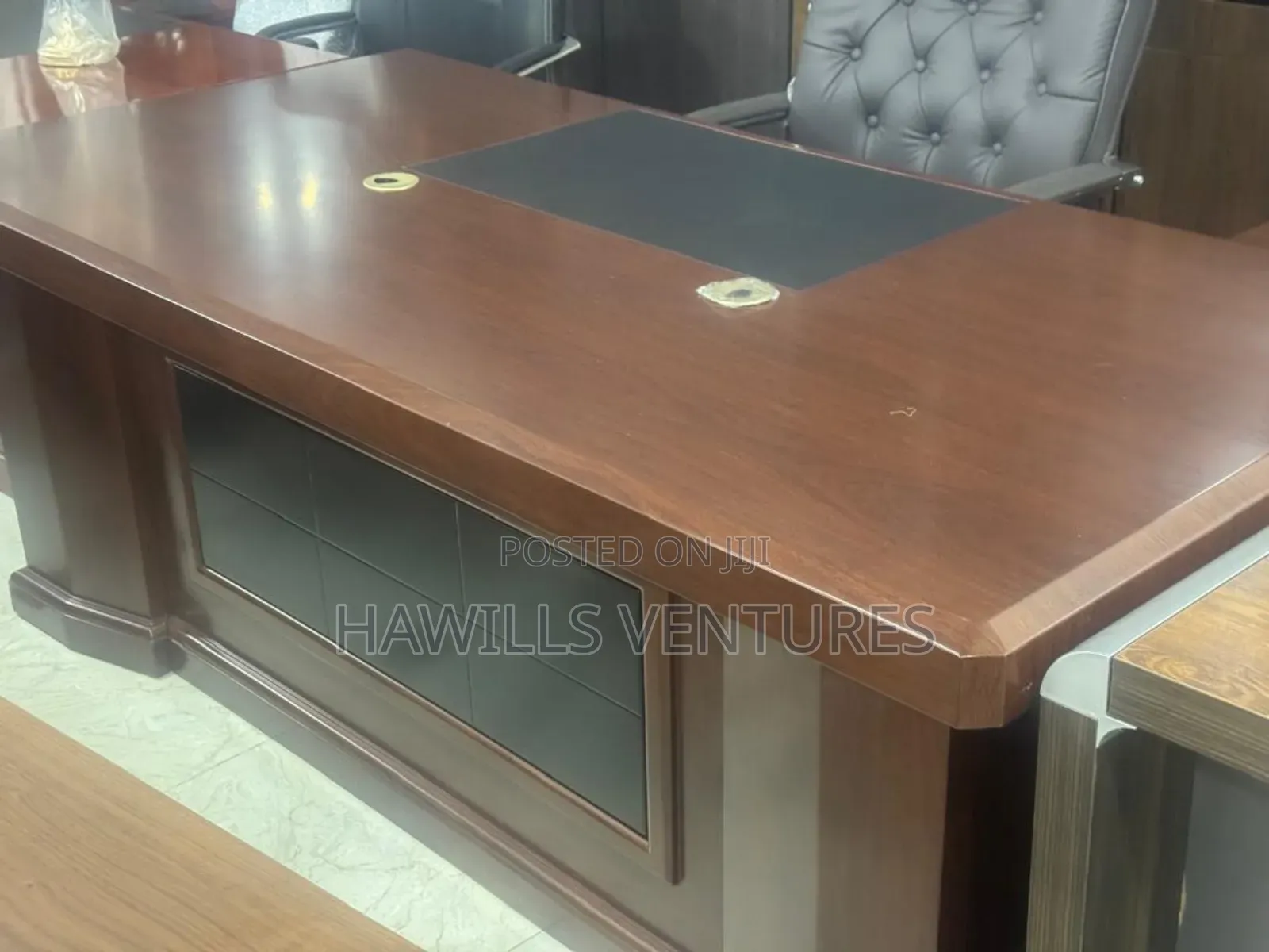 Executive Office Table /Table