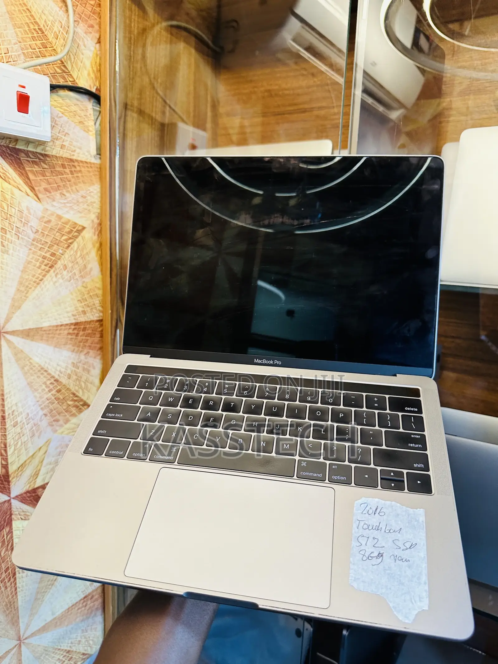 Laptop Apple MacBook Pro 2016 8GB Intel Core I5 SSD 512GB