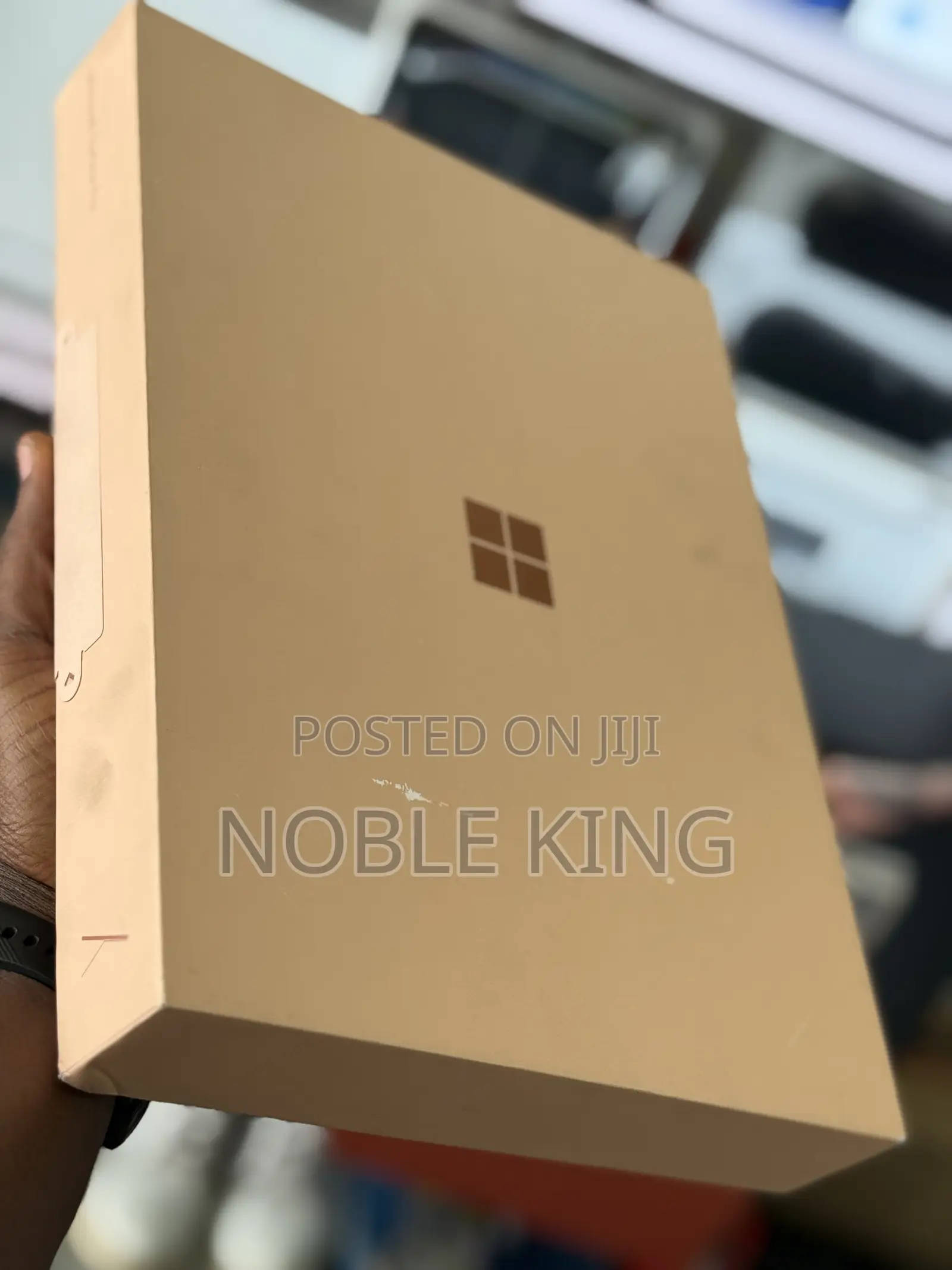 New Microsoft Surface Pro 11th Edition, a Copilot+ PC 16GB SSD 512GB