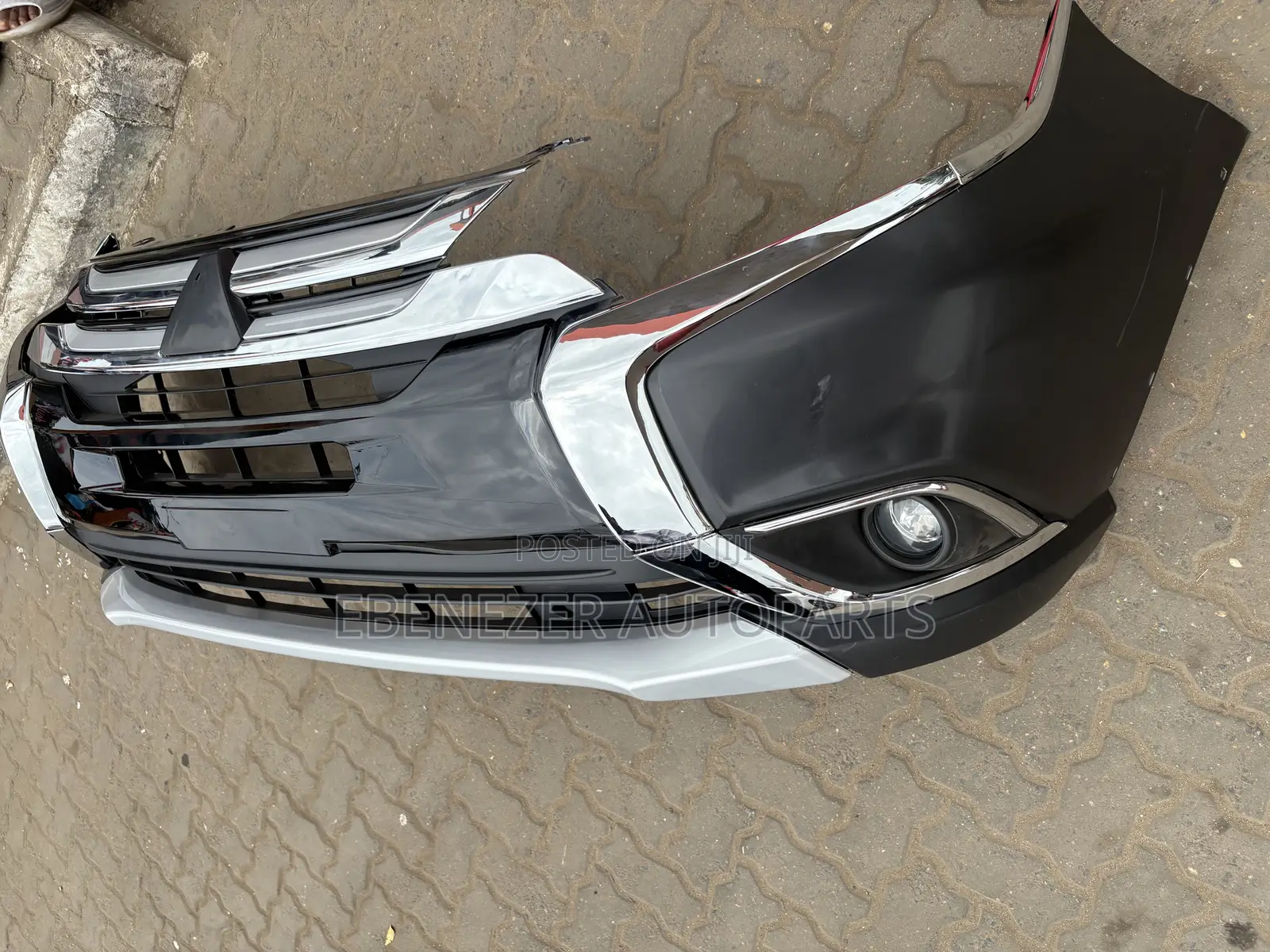 Mitsubishi Outlander 2016,2017,2018 Front Bumper Complete