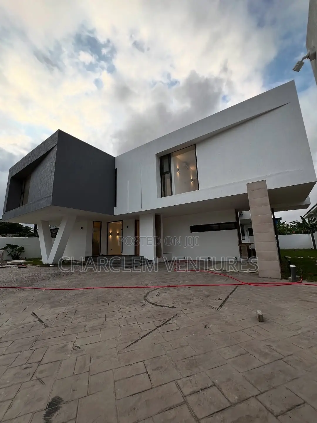 4bdrm House in Charclem Ventures, Accra Metropolitan for sale