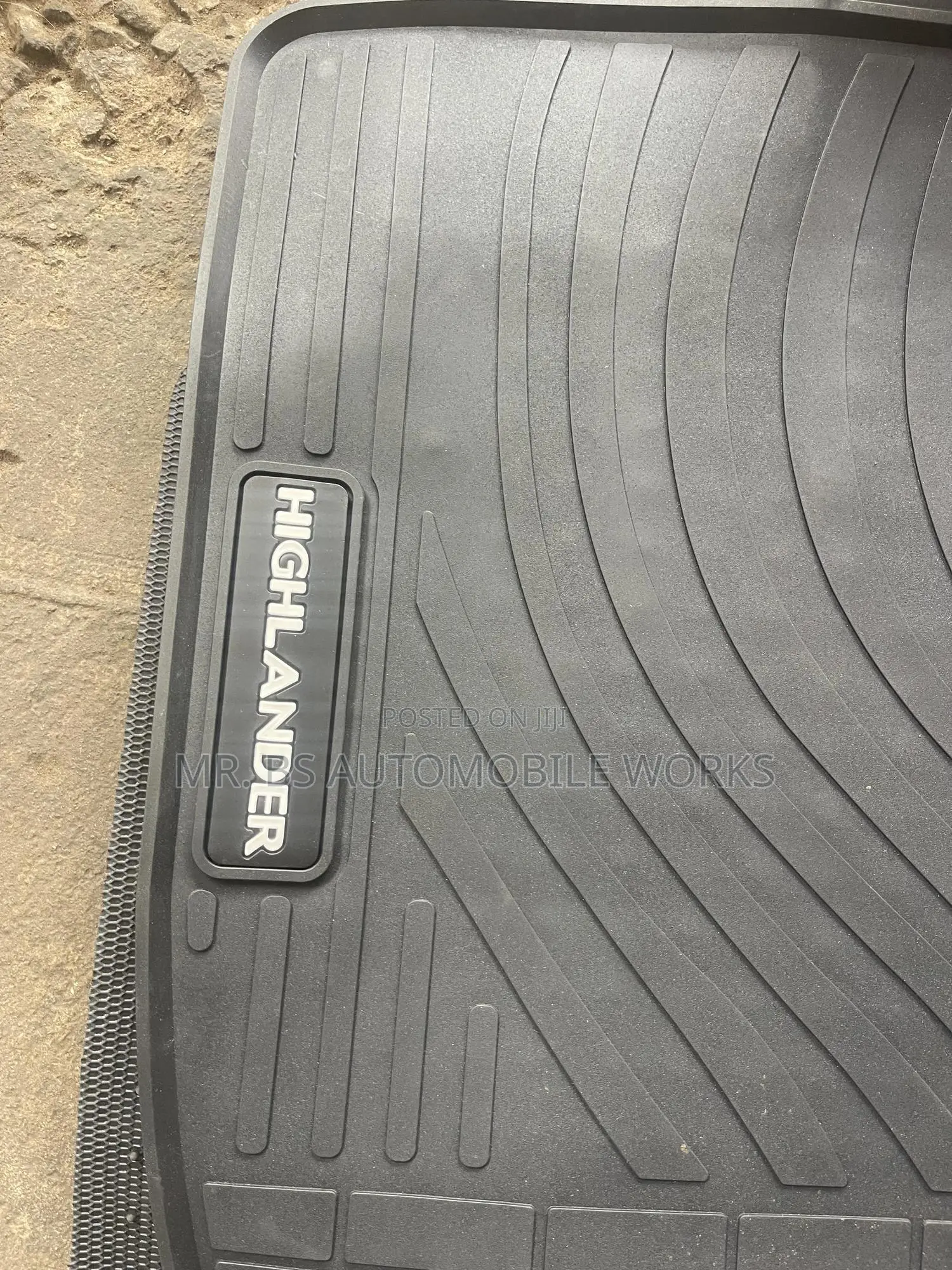 Toyota Highlander Floor Mats (Carpet)