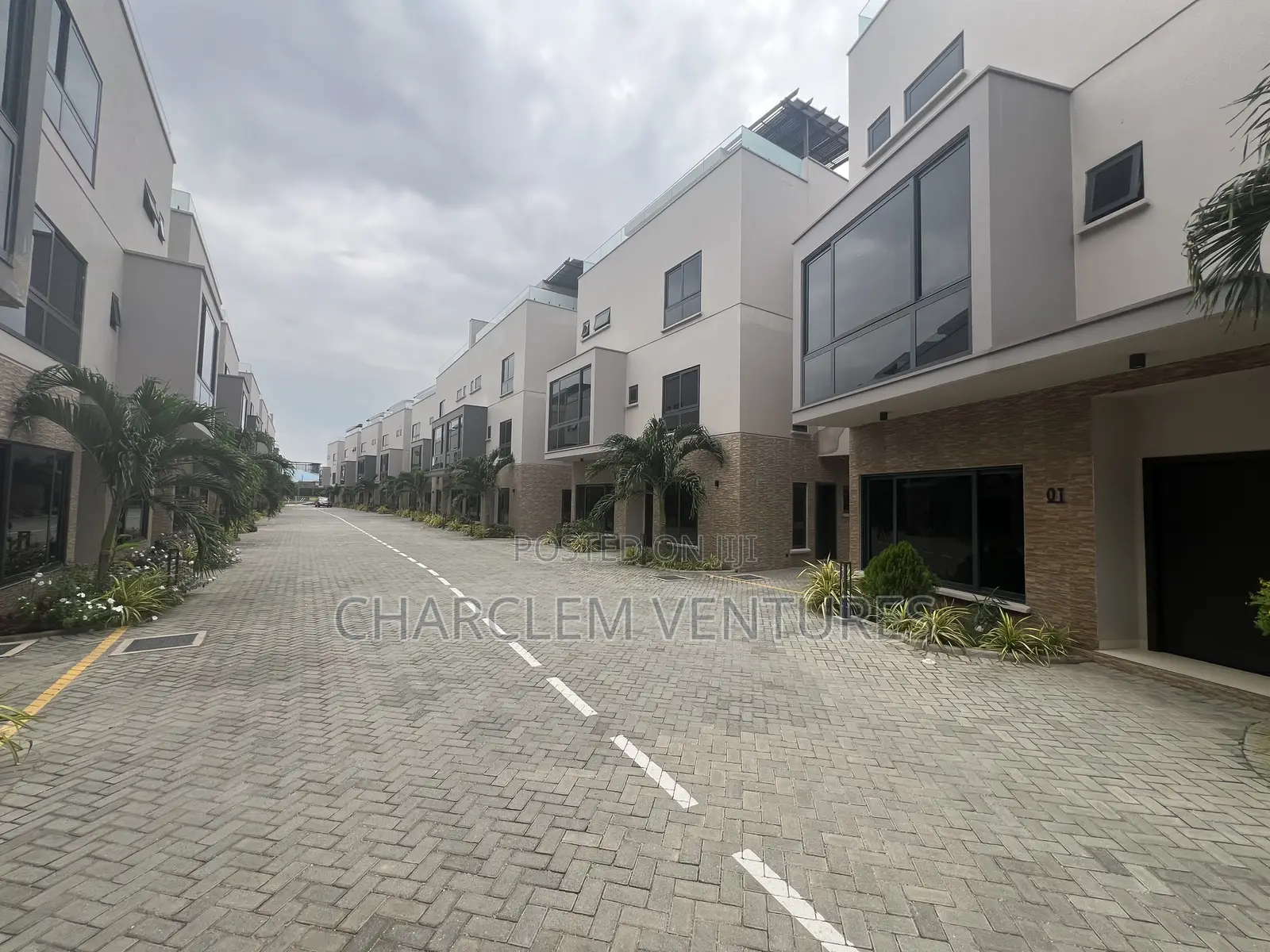 3bdrm Townhouse / Terrace in Charclem Ventures, Roman Ridge for rent