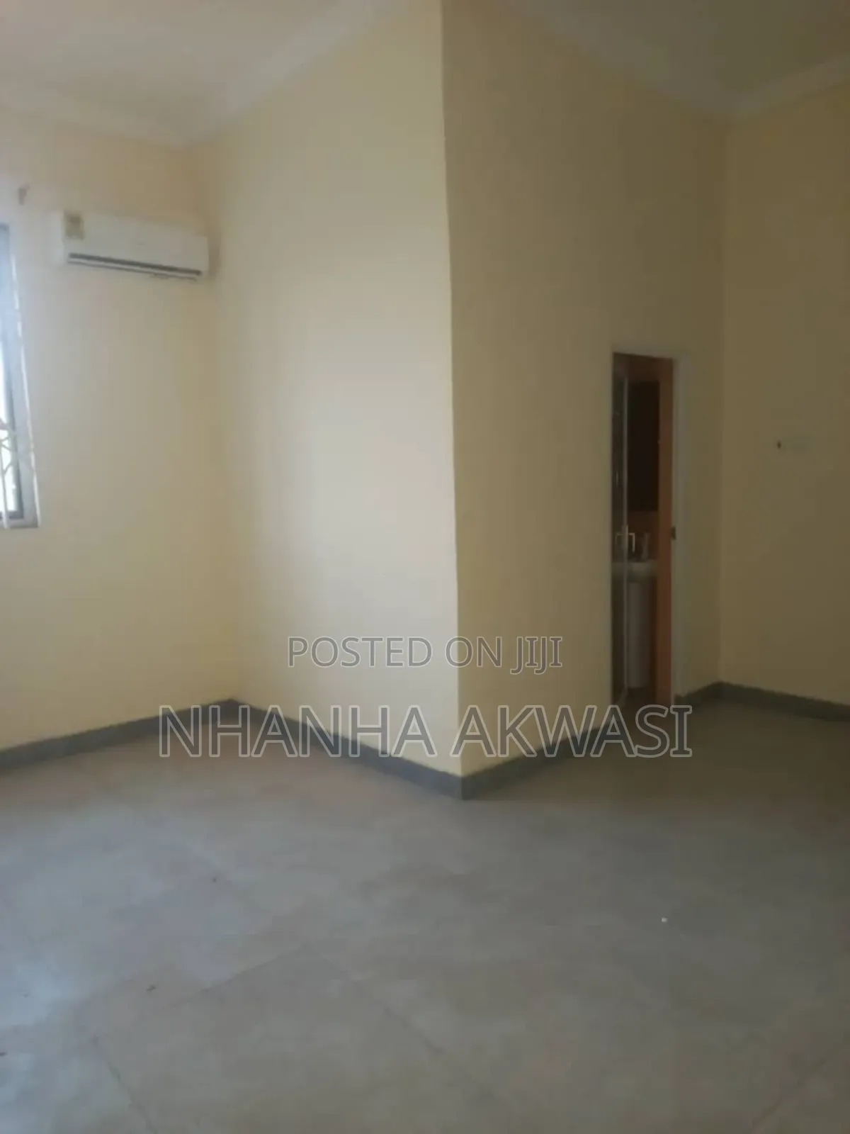 6bdrm House in Community 11, Tema Metropolitan for rent