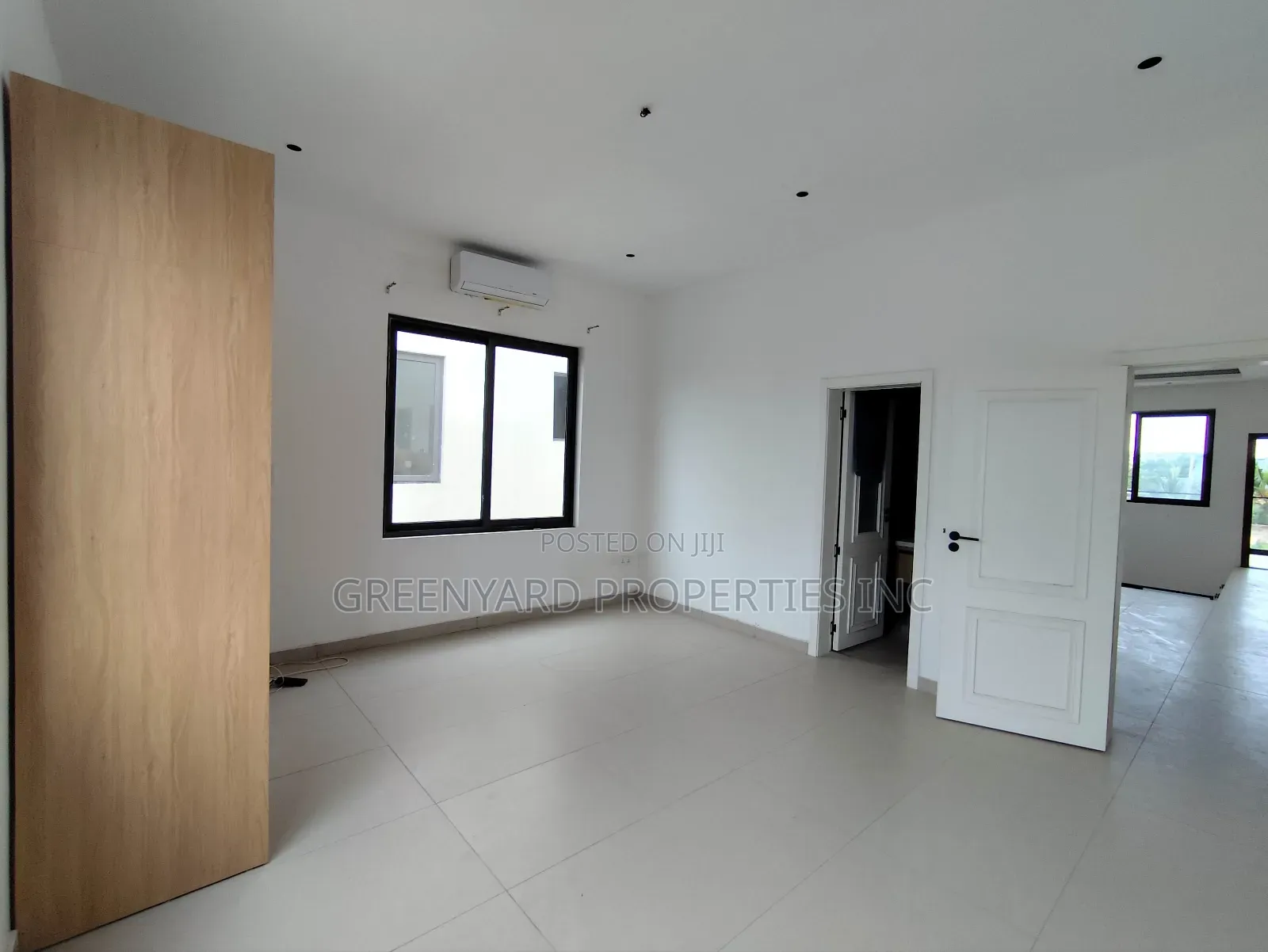 4bdrm House in School Junction, Ashaley Botwe for sale