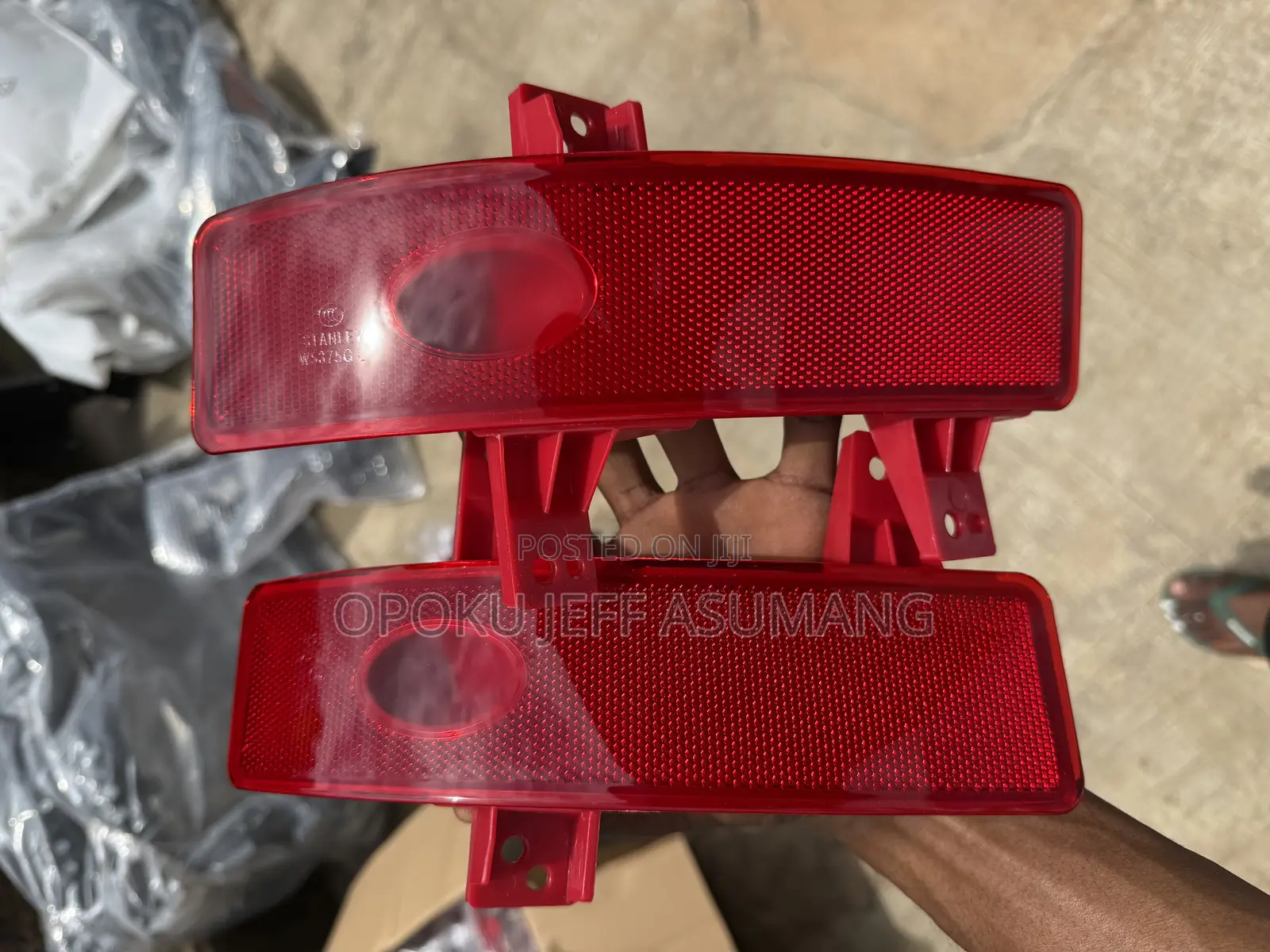 CRV 2020-2022 Back Bumper Reflector