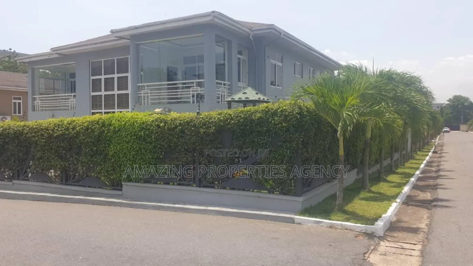 Furnished 5bdrm House in Ridge for sale