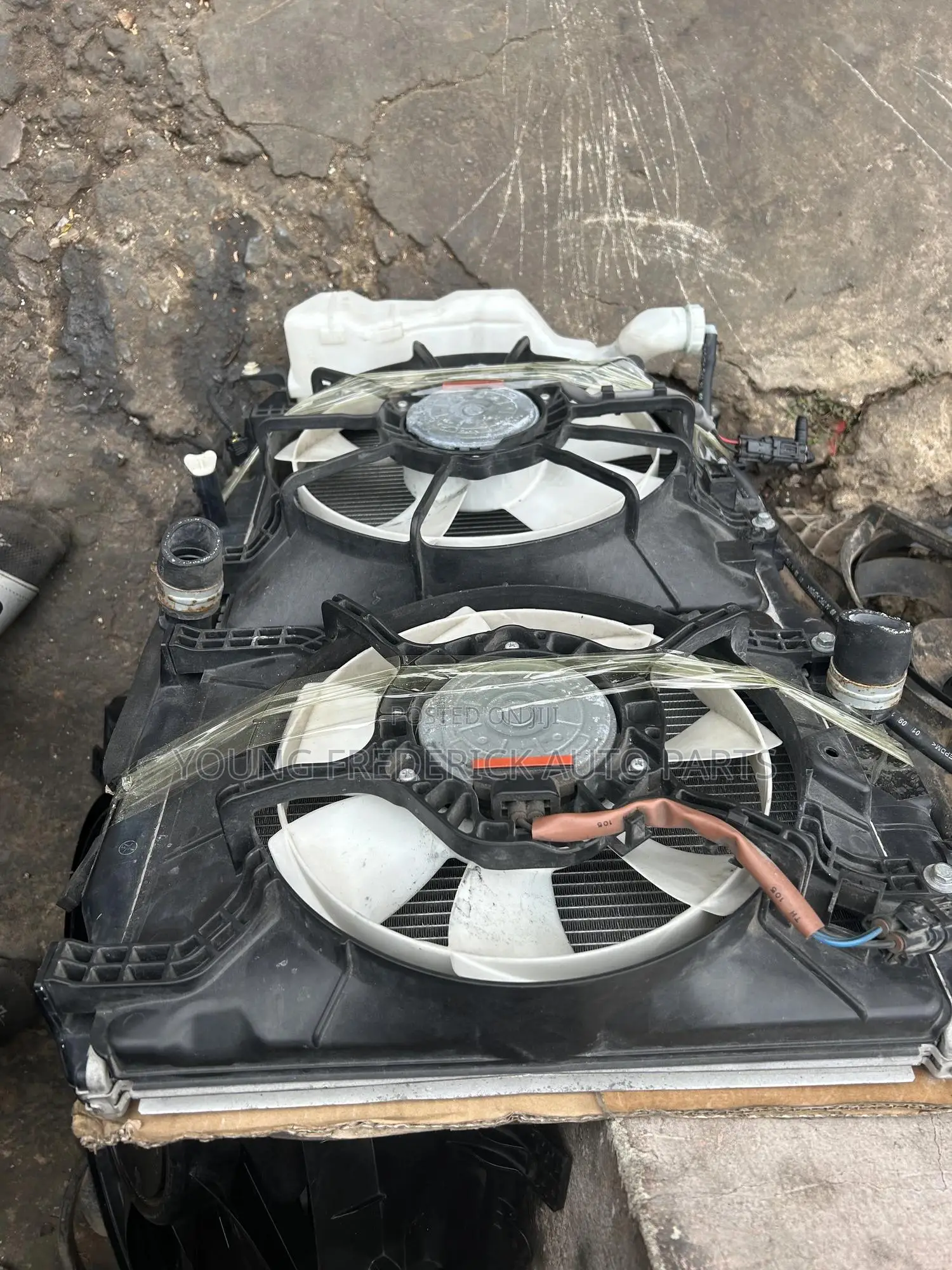 Honda HRV Complete Radiator/Tank