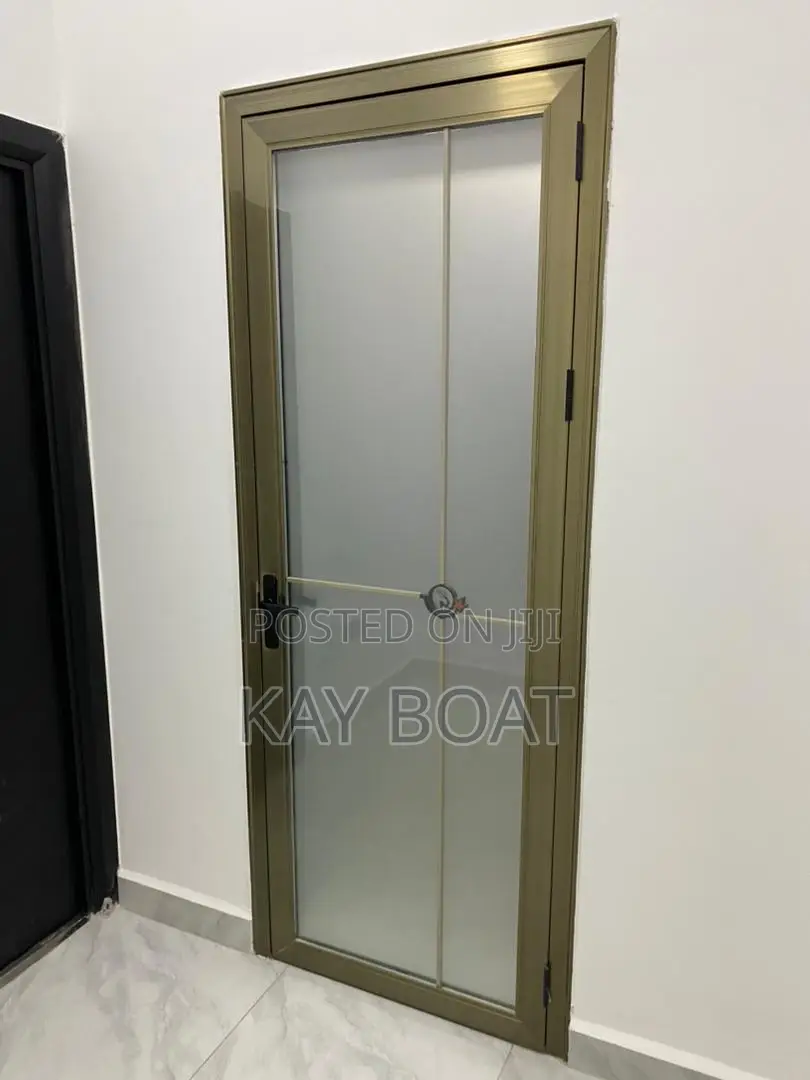 Clean Glass Door