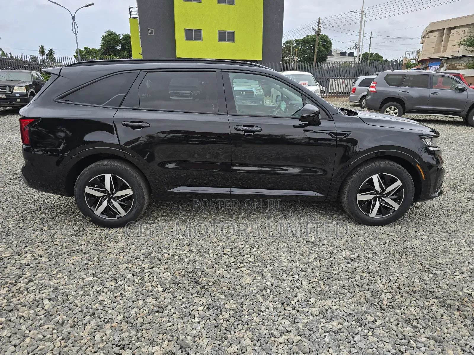 Kia Sorento S 2022 Black