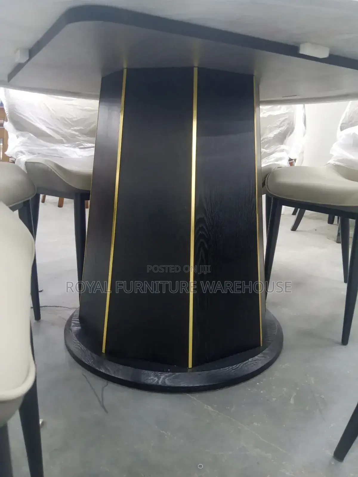 Quality Royal Six Seater Dining Table