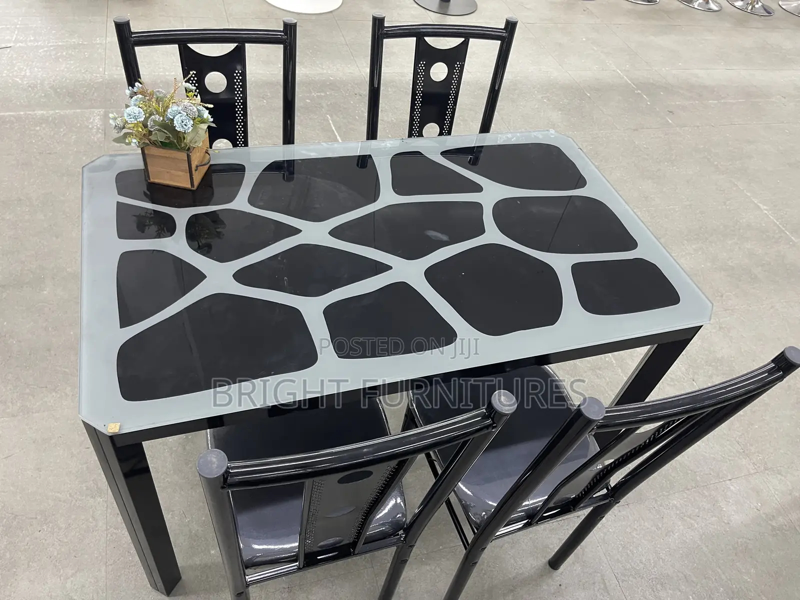 Dining Sets/ Four Seater Glass Dining Table With 4 Chairs