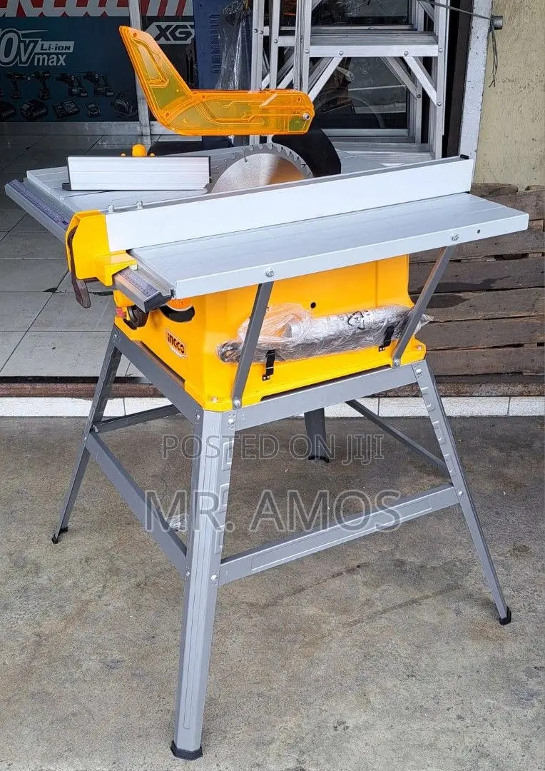 1800 Watt Table Saw With Rip Fence Miter Gauge - Ts180028