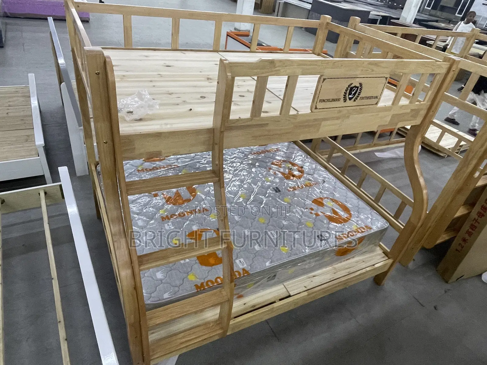 Wooden Bunk Bed (Quality Foreign Wooden Student Bunk Bed)