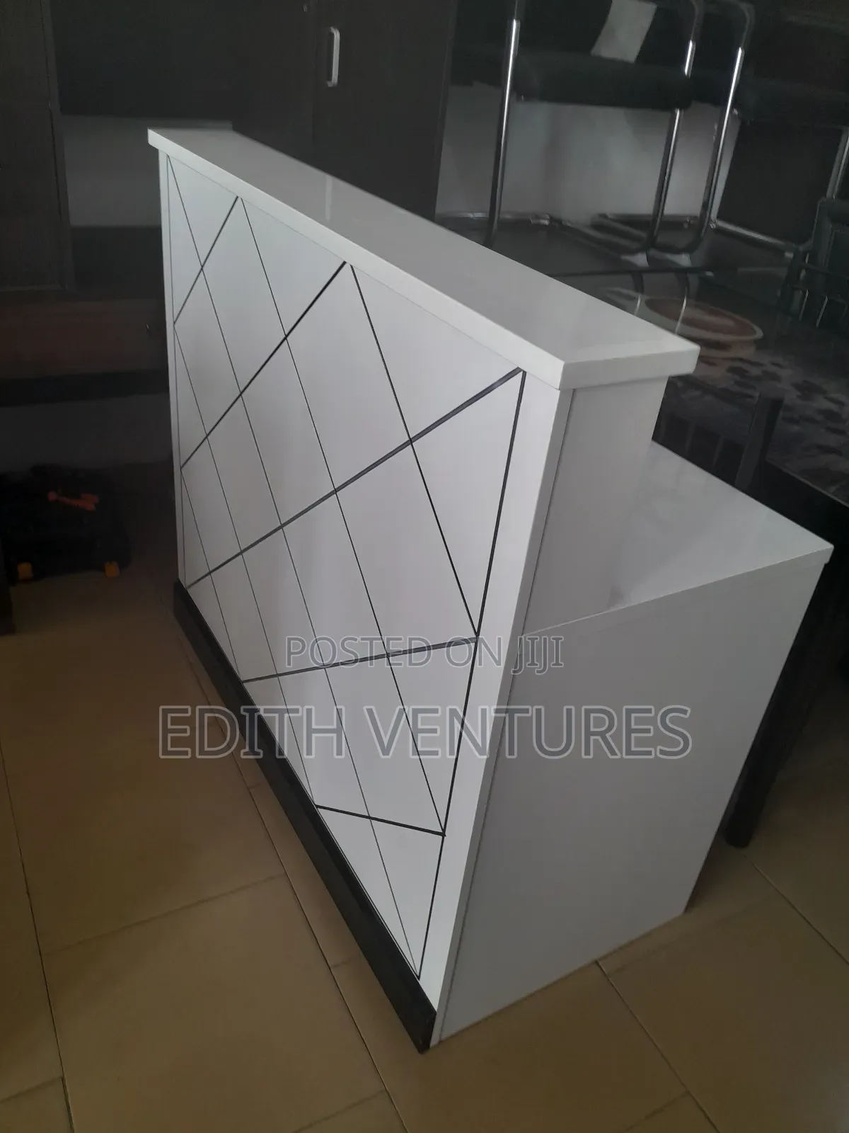 Nearly Information Reception Table for Hotel