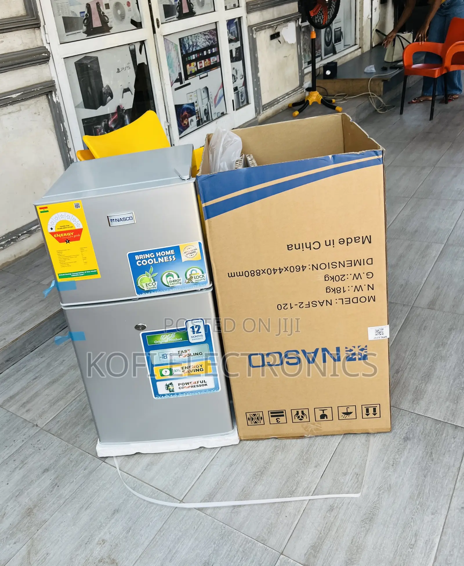 Well Built Nasco F2-120 Double Door Table Top Refrigerator.