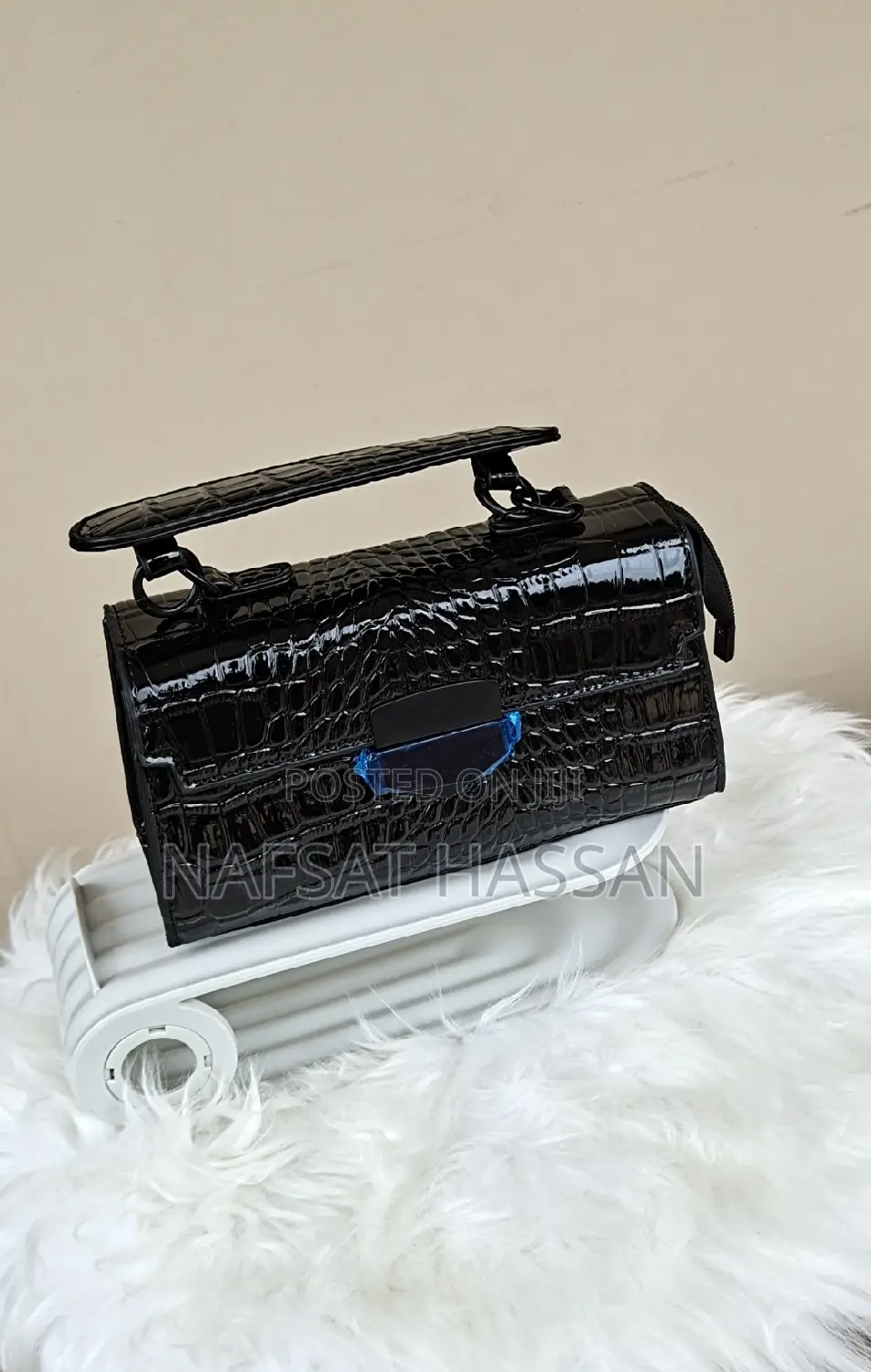 Blackstone Pattern Crssbody Bag