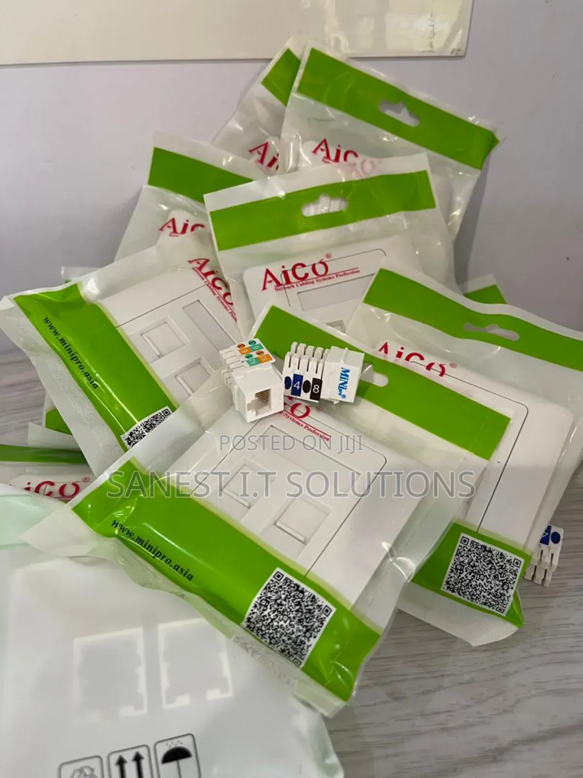 Double Faceplate With Rj45 Keystone Jack Aico