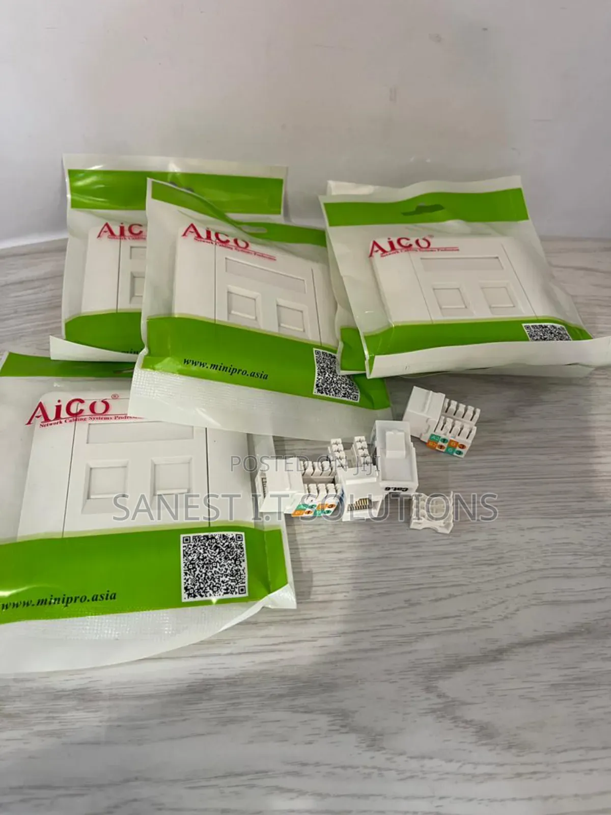 Double Faceplate With Rj45 Keystone Jack Aico