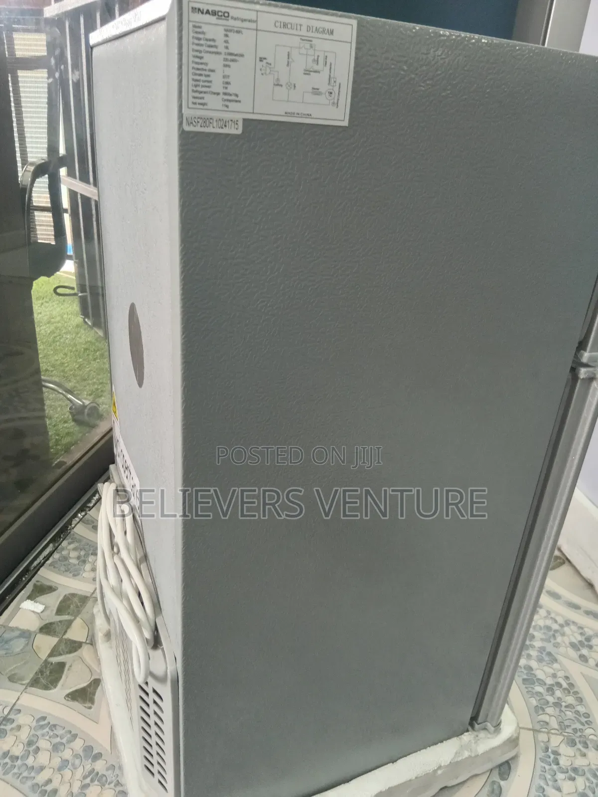 Easy to Maintain Nasco Stainless Top Freezer Fridge 58l