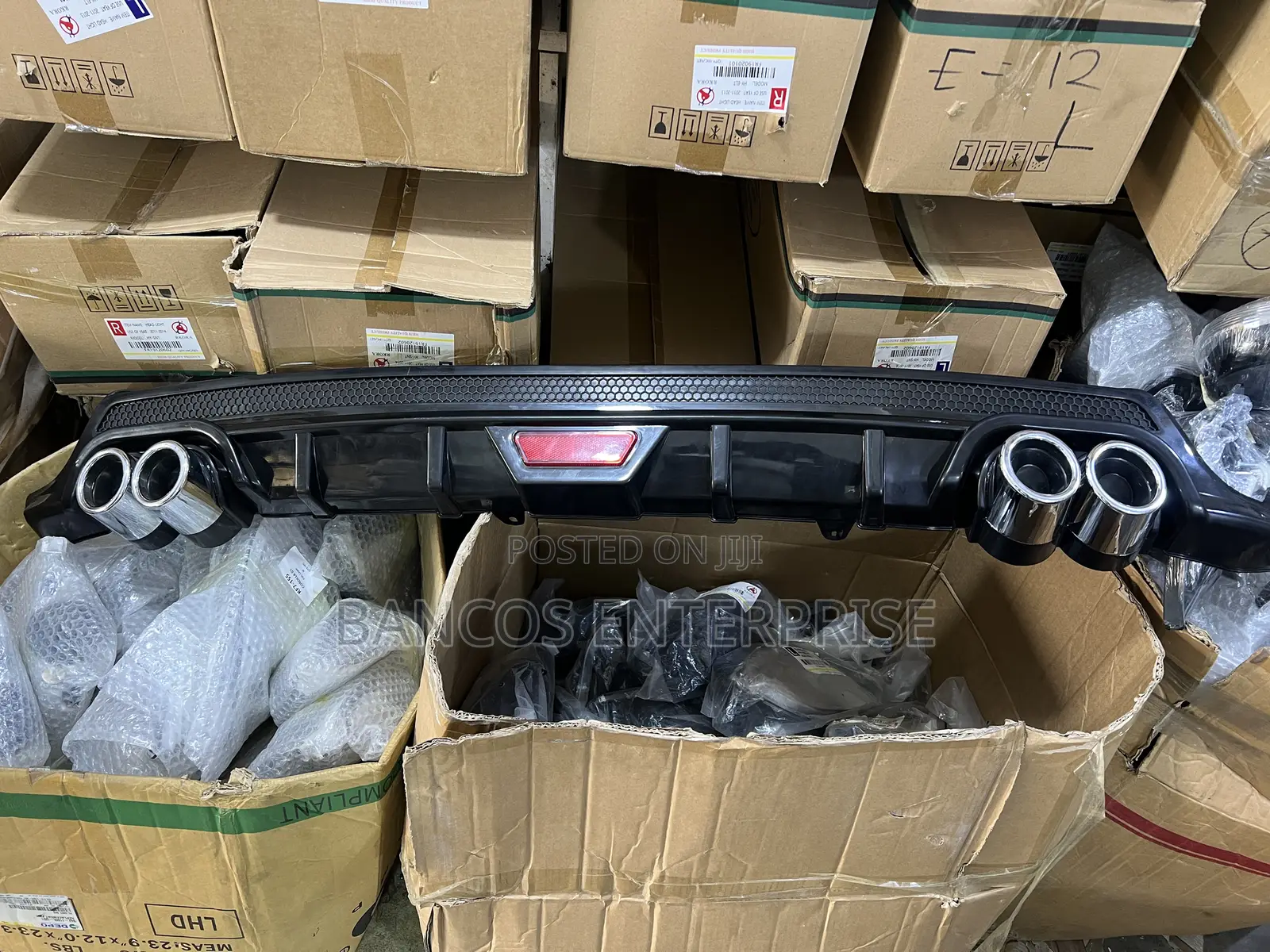 Toyota Camry Back Bumper Diffuser