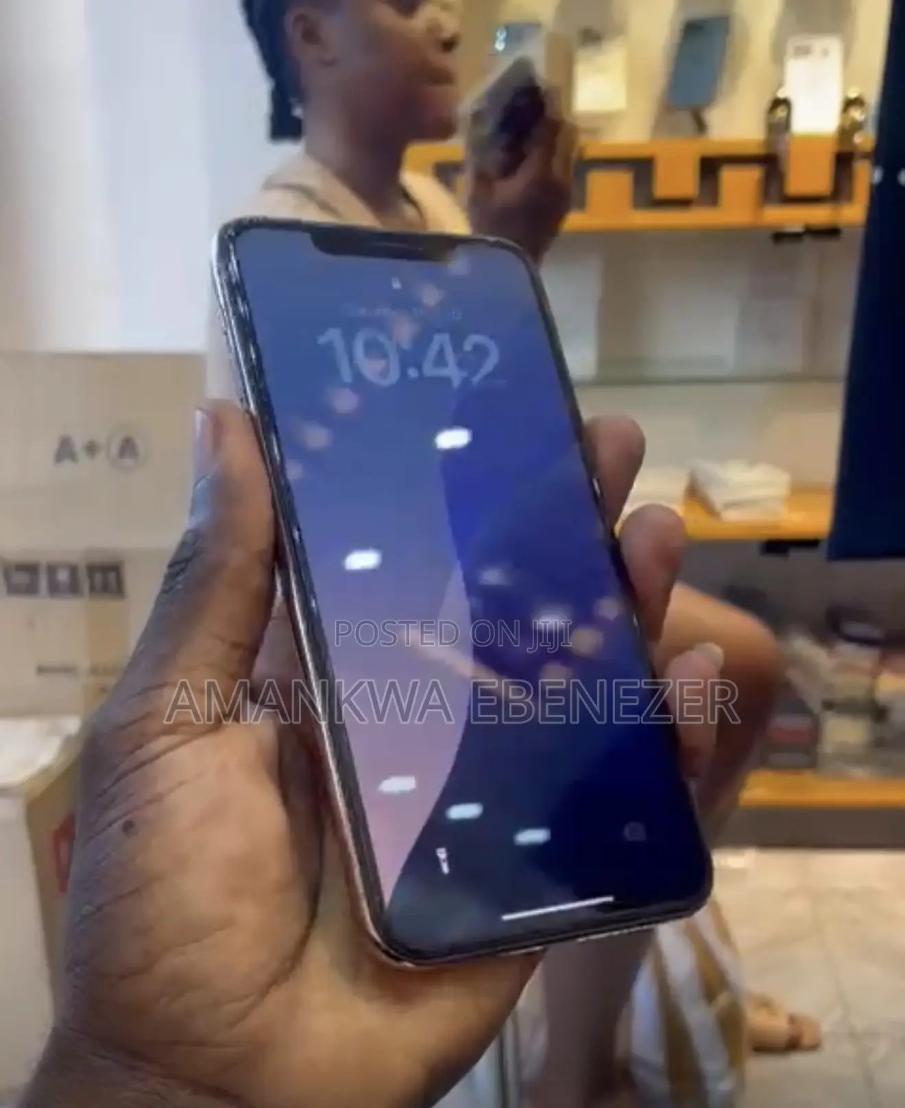 New Apple iPhone 11 Pro Max 64 GB Gold