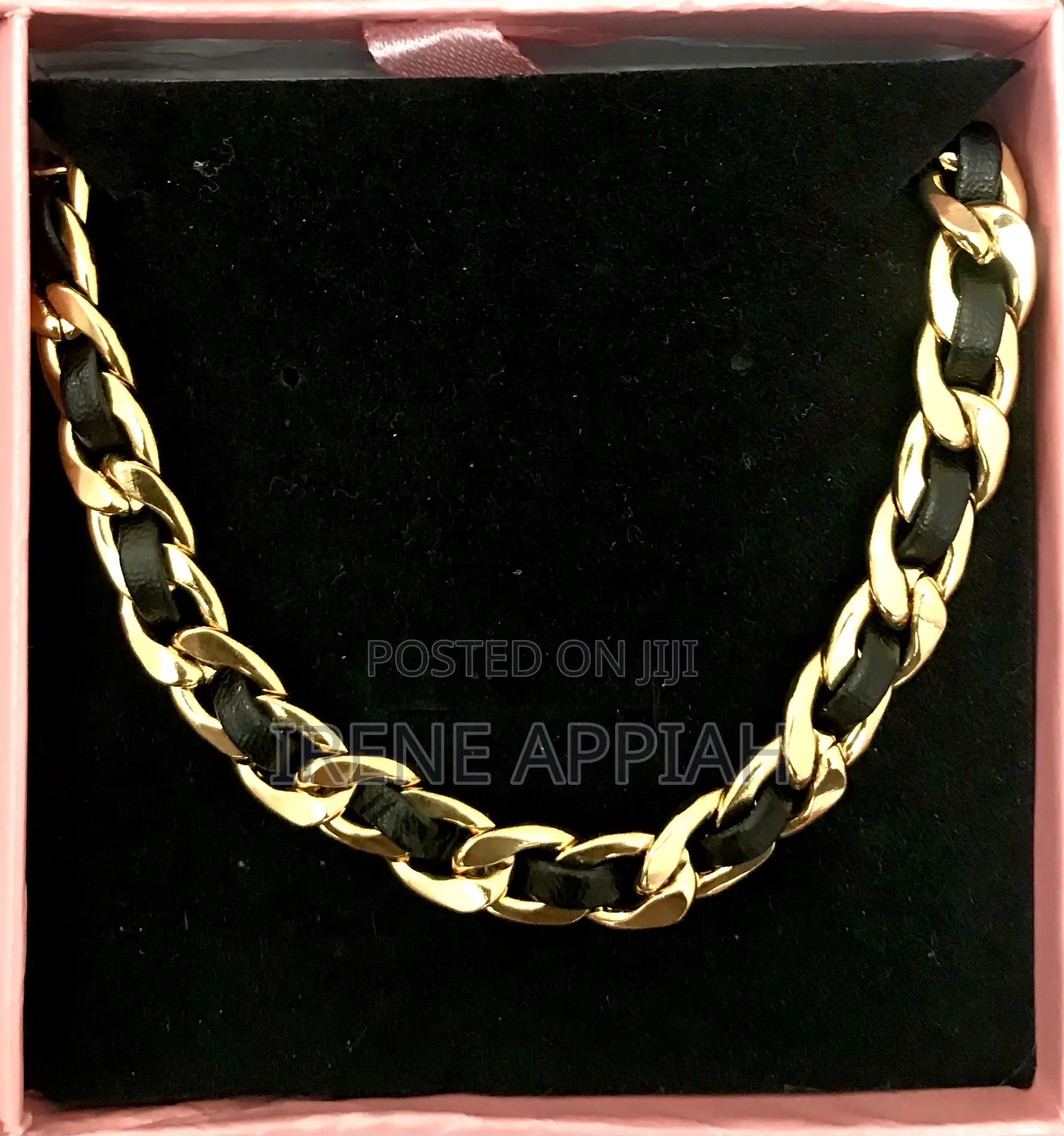 Flattering Ladies Necklaces