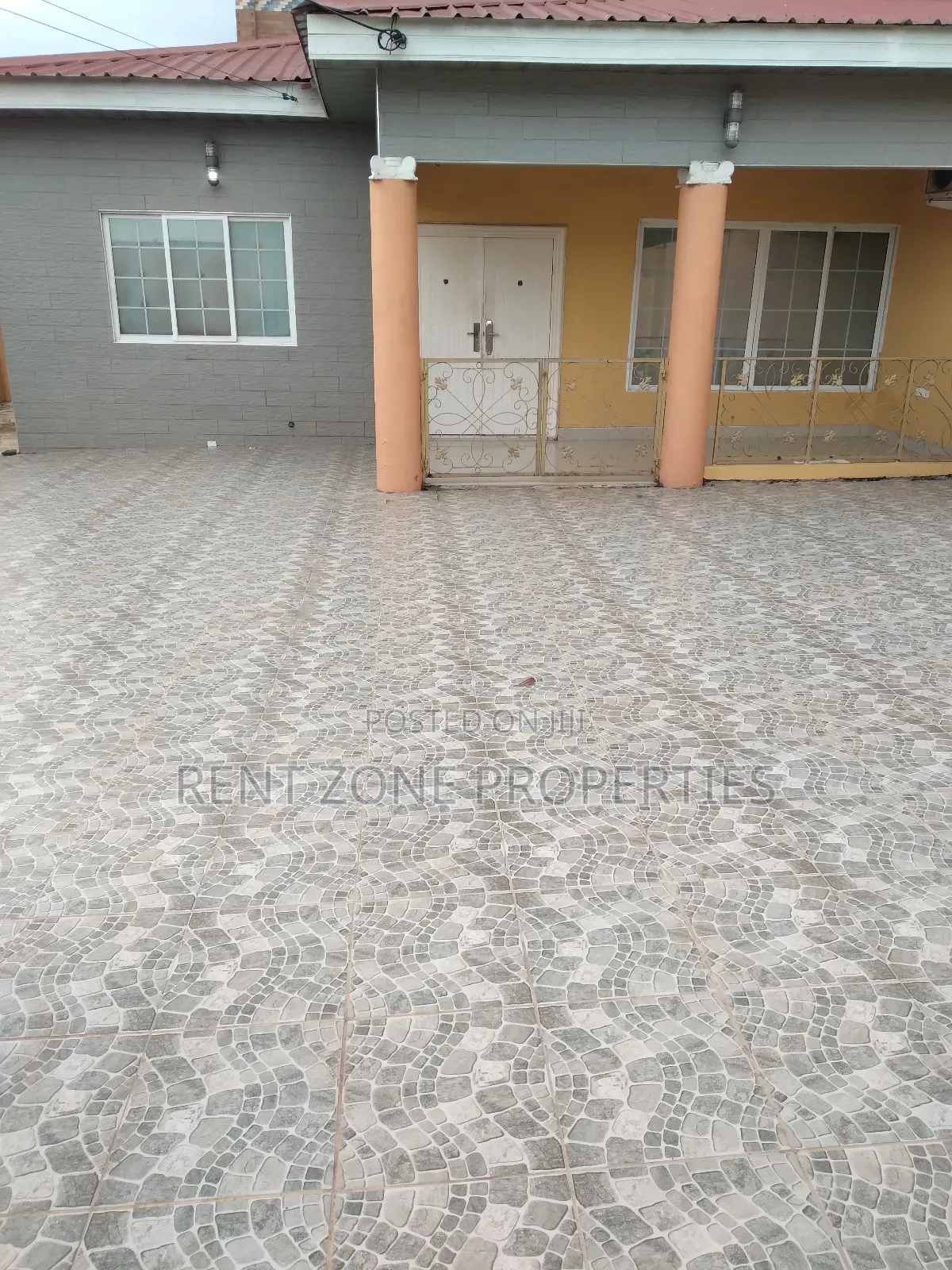 Mini Flat in Rent Zone Properties, Ofankor for rent